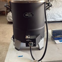 New Char-Broil Big Easy 