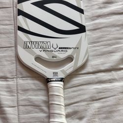 Selkirk Invikta Vanguard Power Air Mid weight Paddle