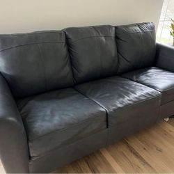 Leather Pullout Couch - Queen Size