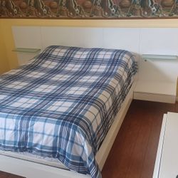 Bed Frame / Flat Board / Standalone Mirror-Drawer