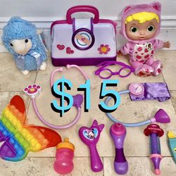 $15 Doc McStuffins Baby Doll & Bag with play pretend doctor toy set
