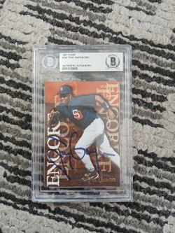 Beckett- Tony Gwynn Autograph Card
