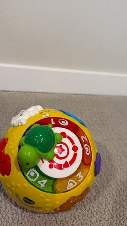 Vtech wiggle and crawl activity ball