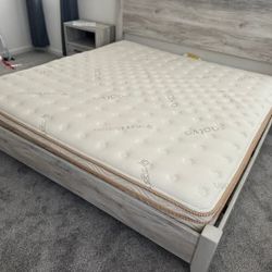 Saatva King Classic Softer 14.5 Springs Mattress 