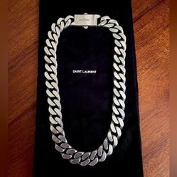 silver tone chain necklace. Size large unisex