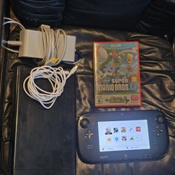 Nintendo Wii U Console! 1 Game + Chargers! New Super Mario Bros U! 