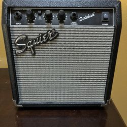 Squier Sidekick Guitar Amp