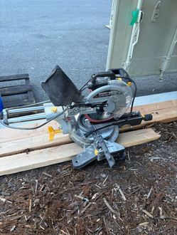 Chicago Electric Sliding Compound Miter Saw