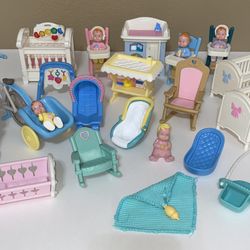 Vintage Fisher Price Loving Family Dollhouse Replacement Dolls Furniture & Accessories (Read Post)