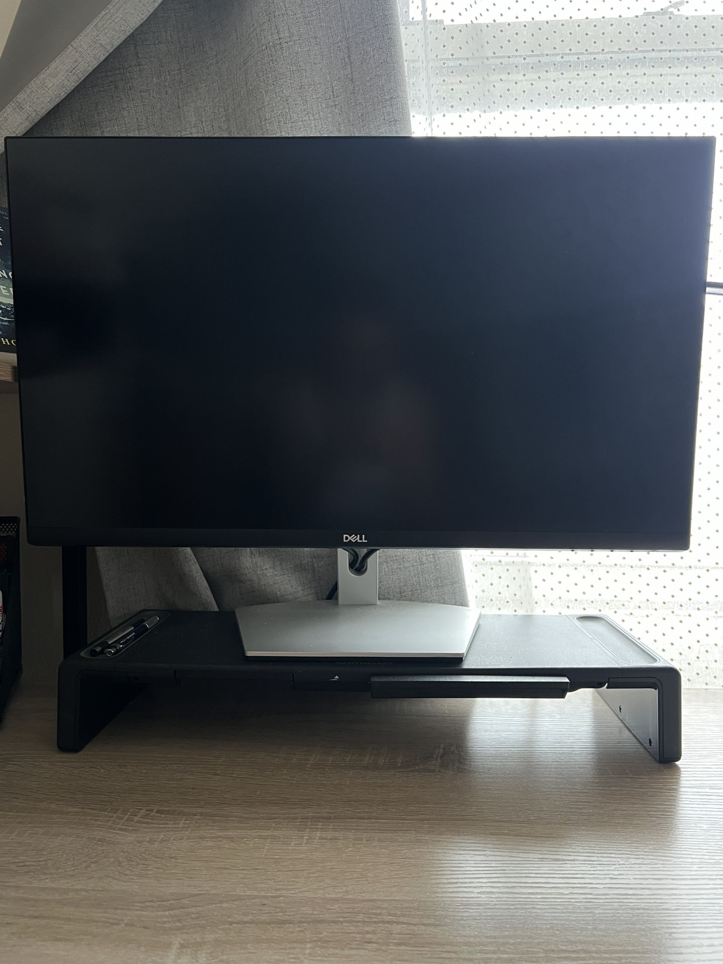Dell Monitor 27inches