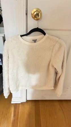 Cream Fuzzy Cropped Sweatshirt