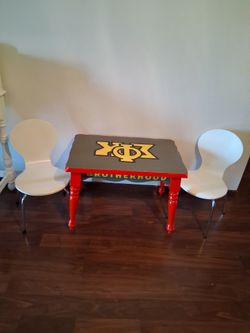 Kids table with chairs