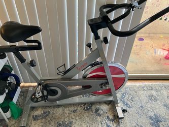 Exercise bike - Upright spin bike! Great condition