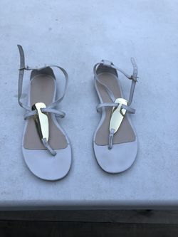 Nine West White Leather Thong 