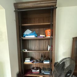Lorna Bookshelf 