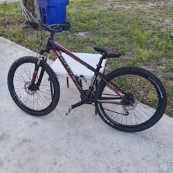 Giant Talon 27.5 Alluminum Bike $180 Firm