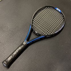 Wilson Triad 4.0 Tennis Racket Grip Size 4 1/2”