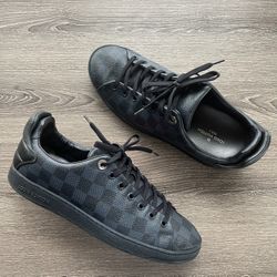 Louis Vuitton Cobalt Frontrow Size 8.5 Men’s/10 Womens