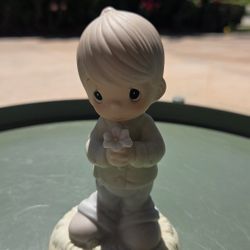 Precious Moments: Mommy I Love You