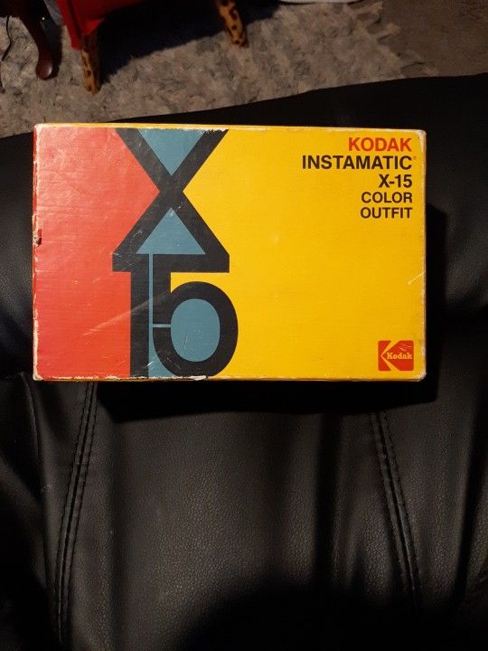 Kodak Instamatic X-15 Color Outfit Camera