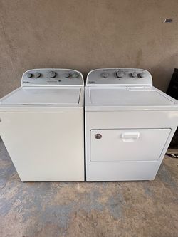 Whirlpool Washer And Dryer Electric Set