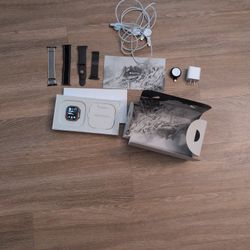 Apple Watch Ultra 2 Bundle