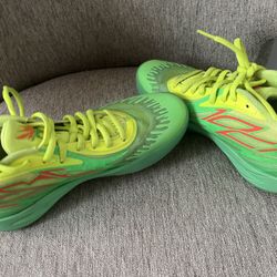 lamelo Basket ball shoes