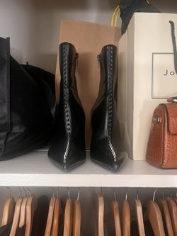 High Heel Boots 
