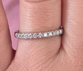 Women’s wedding band