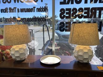 💡 2pc Mid-Century Modern Ceramic Table Lamps $79.99 💡