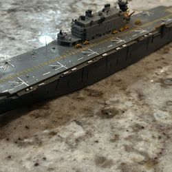 Display Grade Model Aircraft Carrier USS Tarawa LHA-1