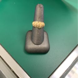 14k Gold Ring 5.4g Size 8
