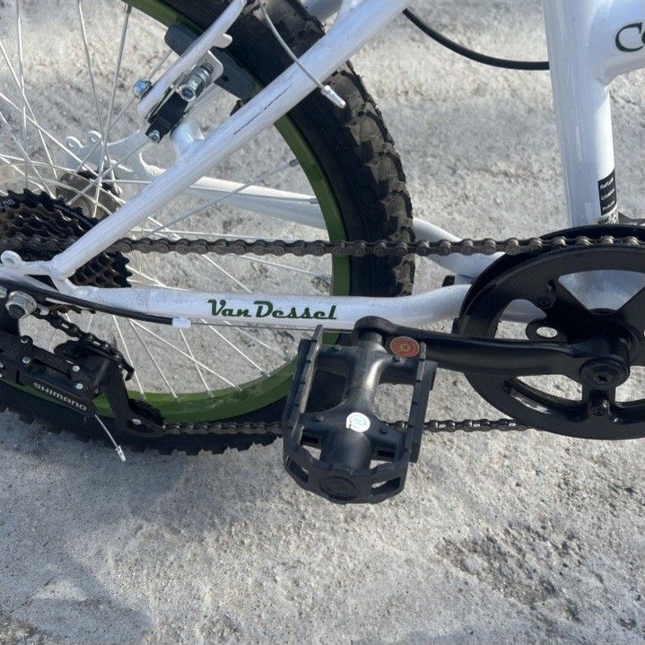 Colavita Van Dessel Kids Moutain bike