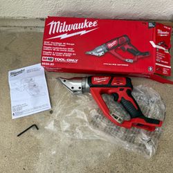 Milwaukee M18 18-Volt Lithium-Ion Cordless 18-Gauge Double Cut Metal Shear (Tool-Only)