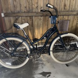 Huffy Women's Classic Nel Lusso Cruiser Bike