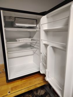 General Electric Mini Fridge