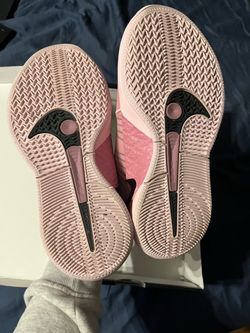 Sabrinas basketball shoes