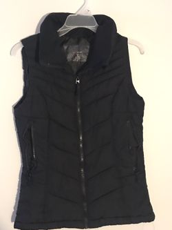 Black vest size 6