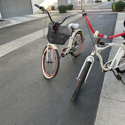2 Beach Cruisers 