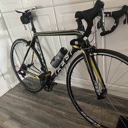 F6 Carbon Race Bike
