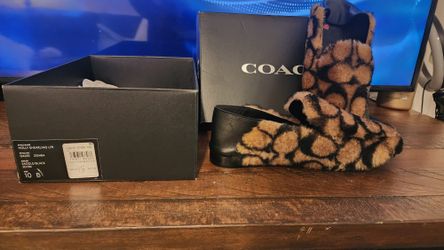 COACH Size 10 Holly Shearling Loafer authentic