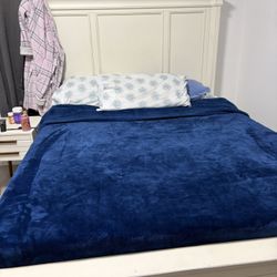 Queen Bed Frame And Mattress 