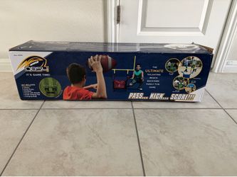 BRAND NEW! QB54 Football Chair Game