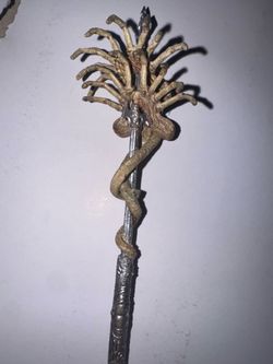 Neca spear with custom facehuggers