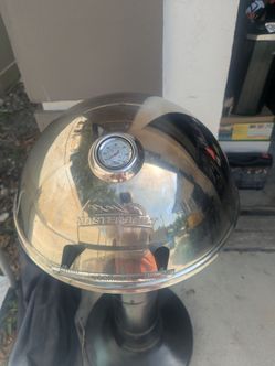 $20 Grill Masterbuilt - Used 4 Times - MOVING I NEED TO SELL