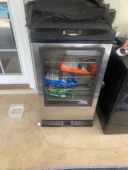 Masterbuilt Digital Electric Smoker