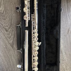 Giardinelli SFL300 Flute – Great Condition