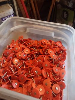 Roofing 1 inch plastic cap nails