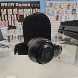 Beats Studio Pro Black With Carrying Case