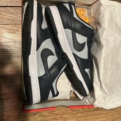 Nike Georgetown Low Dunks 